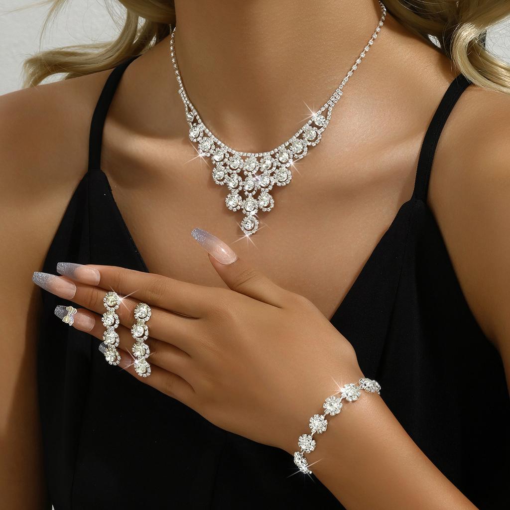 Wedding Accessories Set Rhinestone Necklace Earrings Set Dinner Dress Collarbone Chain Bridal Jewelry Set Women