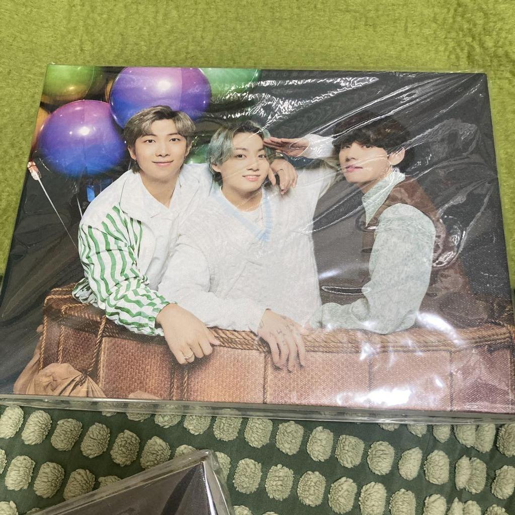 [USED] BTS canvas photo not sold separately