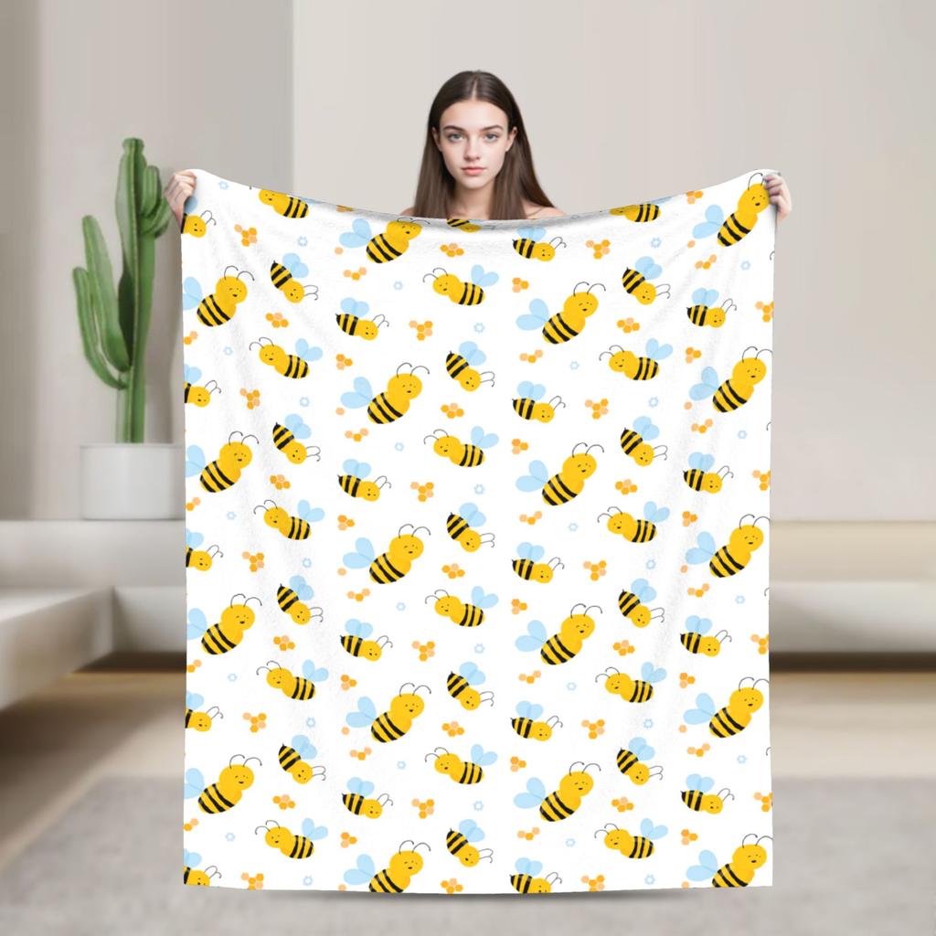 Bee in honeycomb and flowers Flannel Blankets  Soft Throw Blanket for Bedroom Camping Street Trend Bedspread Sofa Bed Cover