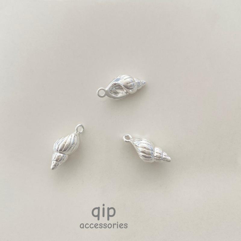 18k Gold-Plated Starfish & Seashell Pendant Jewelry for Beach Vacations