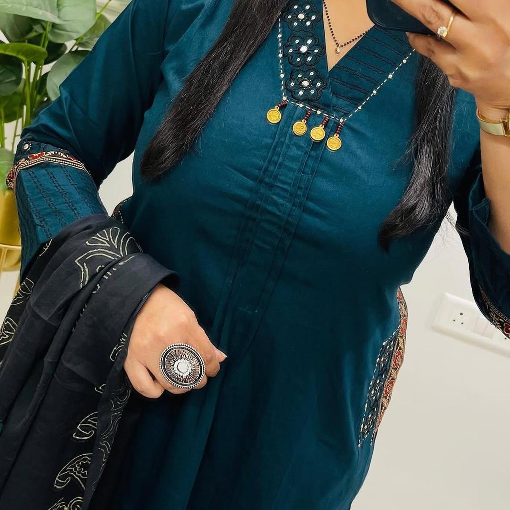 Beautiful V-neck Cotton Kurta Pant Dupatta Set Women Bollywood Top Tunic Salwar Suit