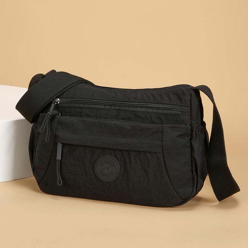 Lässige und leichte Umhängetasche für Damen, modische Pendeltasche für Mama