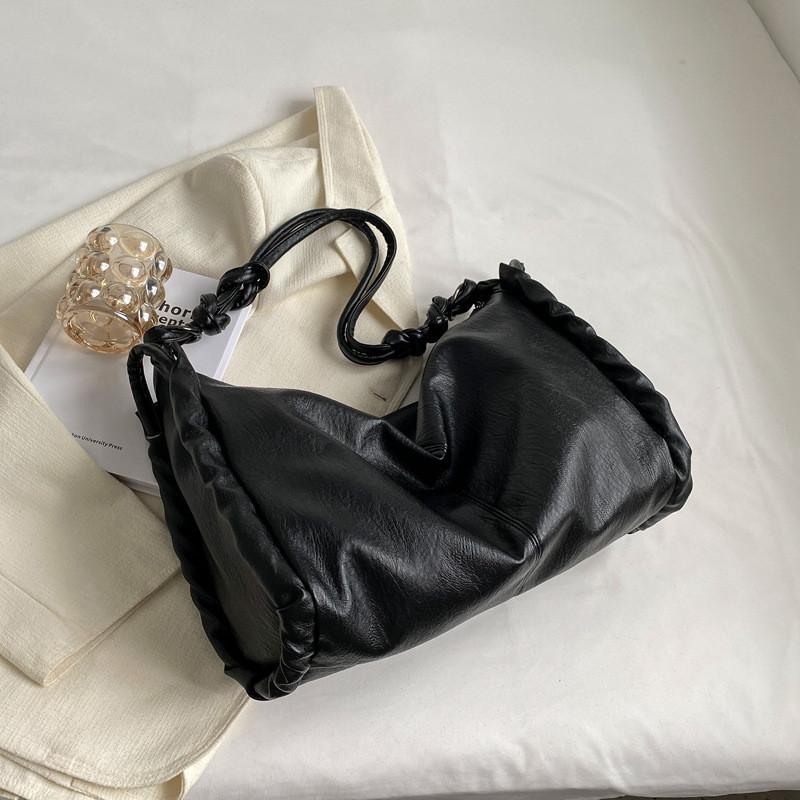 IELGY Soft Leather Large Capacity Summer Commuter Tote Bag