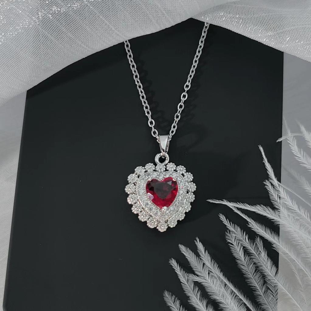 Tk Sword Love Couple Necklace Simple Personality Versatile Heart Dagger Men'S And Women'S Accessories Pendant