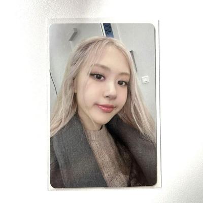 [USED] ROSE BLACKPINK BORN PINK VINYL Trading Card 2