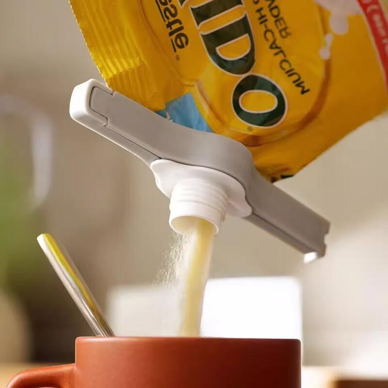 Food Bag Sealing Clip with Pour Spout