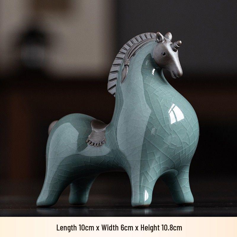 

Китайська керамічна фігурка коня династії Тан для декору дому чи офісу