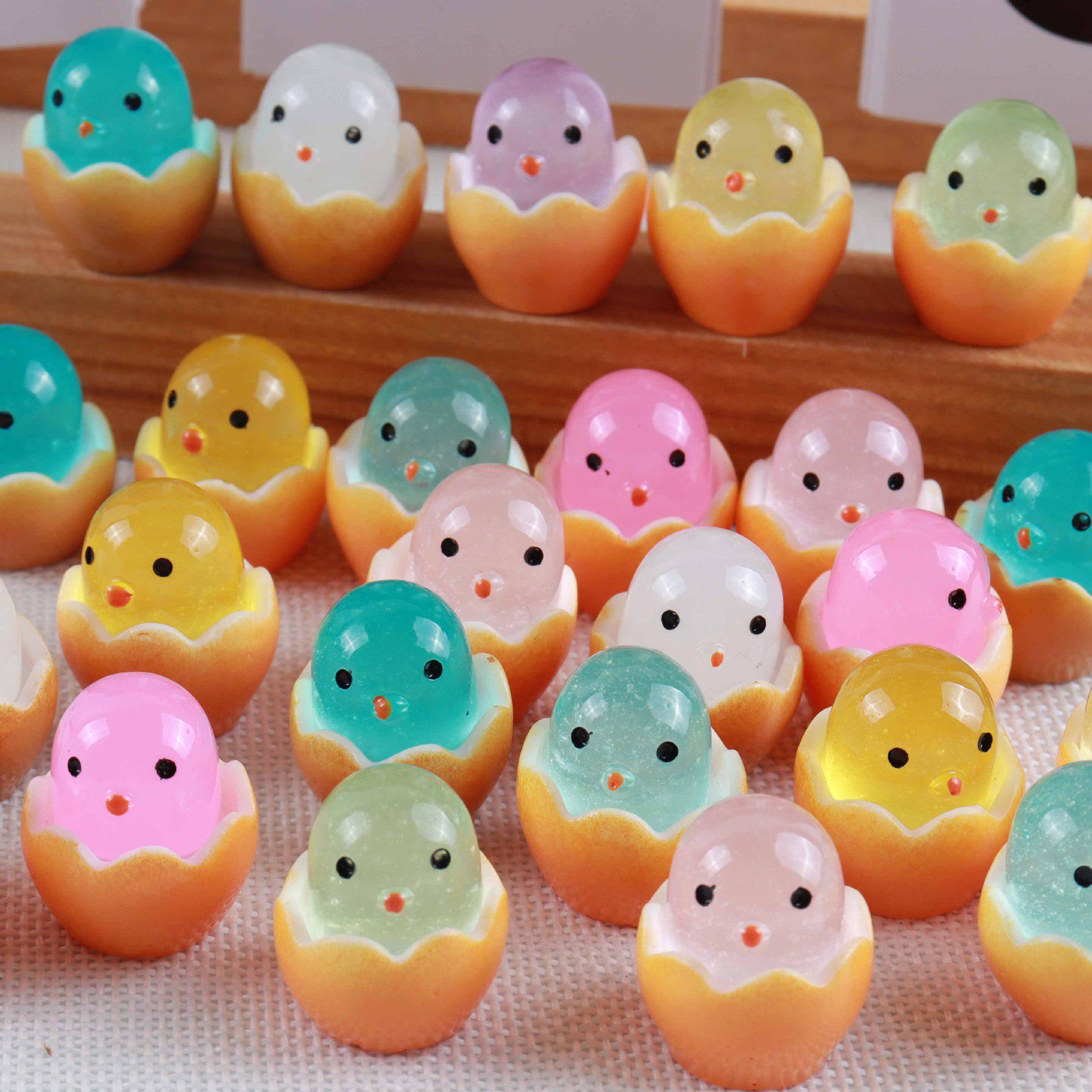 

Resin Luminous Cracked Egg Waffle 3D Ornament for Hair & Phone Case Accessories
