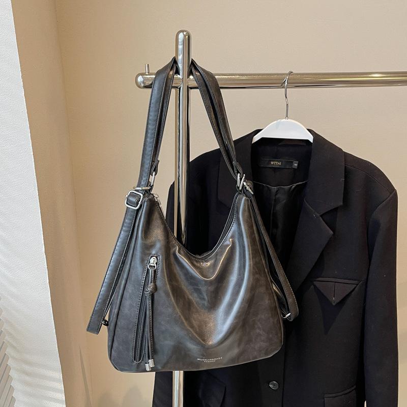 Vintage Commuter Tote Bag Women's Large Capacity 2025 New Casual One Shoulder Crossbody Multifunctional Fashion Backpack