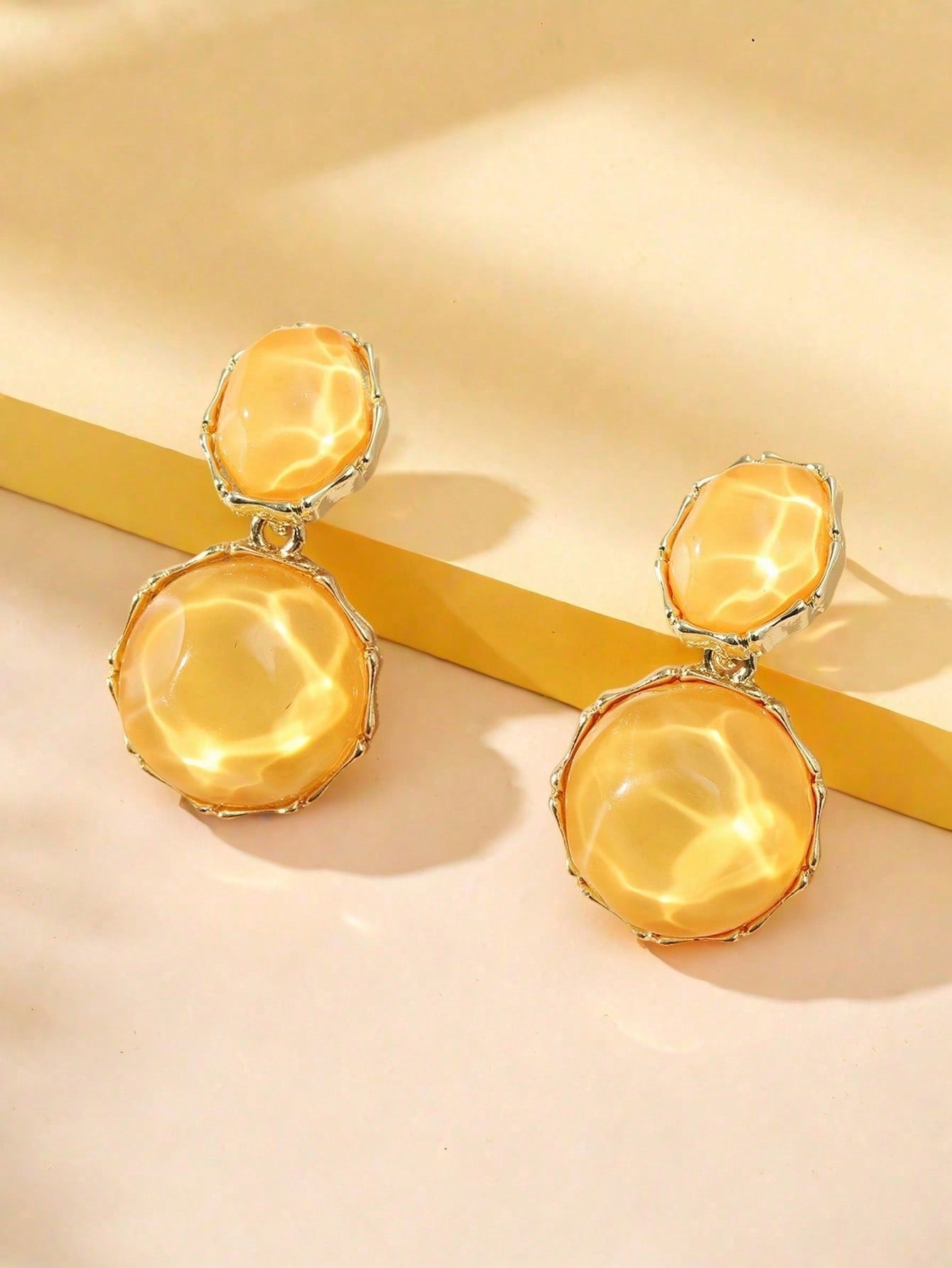 

1 пара женских винтажных элегантных двухцветных серег, модные универсальные серьги в роскошном стиле золотой