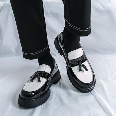 2026 Nieuwe dikke zool hoogteverhogende franje grote neus leren schoenen casual loafers voor jonge mannen Britse trendy bonen schoenen