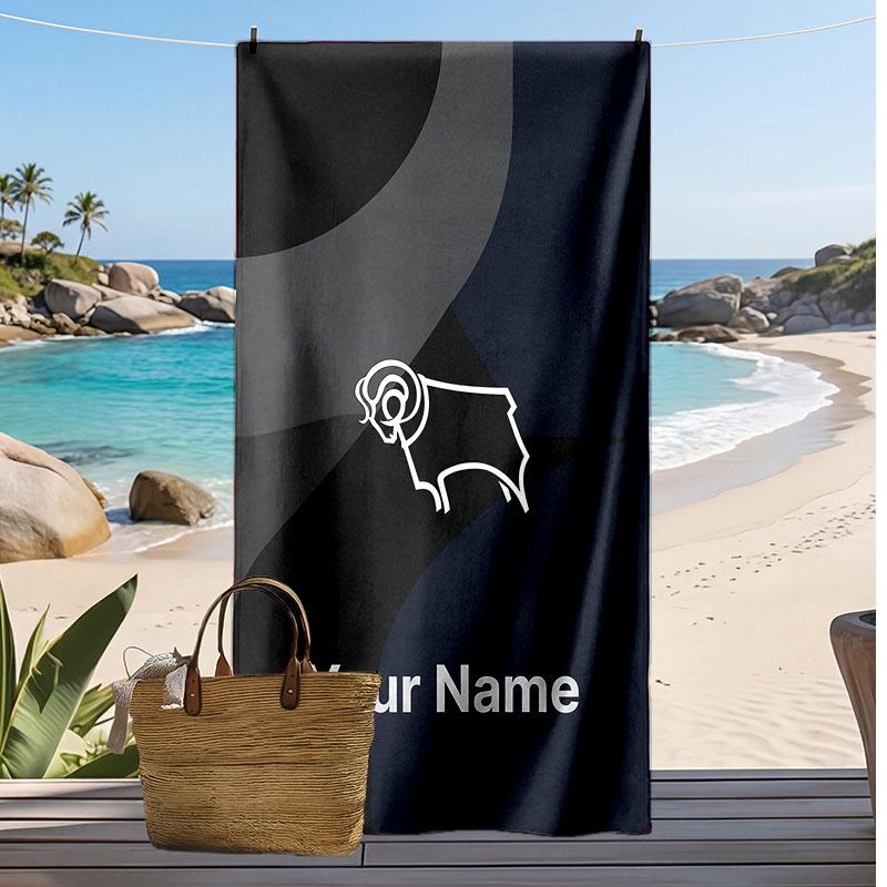 Toalla de Playa Personalizada Estampada Derby County Logo de Fútbol Apoyo Nombre Personalizado Texto Toalla Absorbente Para Deporte Viaje Regalo Especial