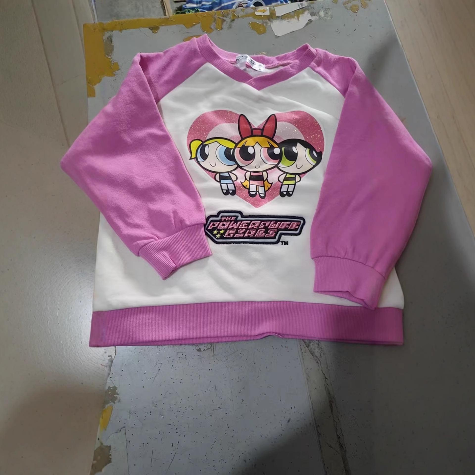 

Свитшот с рукавами реглан и осенним принтом «Суперкрошки» 140 cm