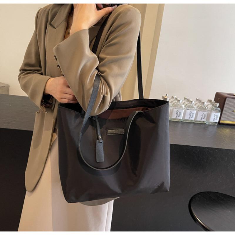 Women's New Nylon Casual Bag Large Capacity Work School Commuter Tote Bag Korean Minimalist Shoulder Bag