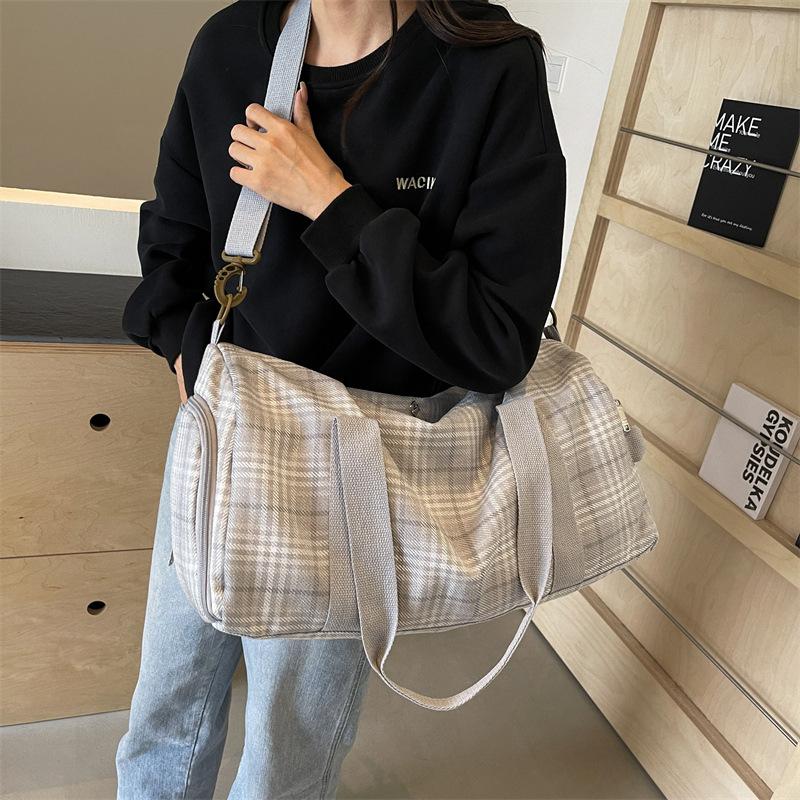 Women's Dry and Wet Separation Plaid Style Fitness Bag Strap Shoe Storage Large Capacity Casual Handbag Travel Bag Can Be Used for Pulling Rod