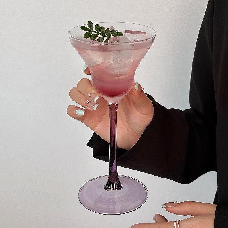 

Artistic Purple High Footed Glass Cup Champagne Glass Home Girls Slightly Tipsy Upscale Burgundy Cup Bar Goblet Cocktail Glass