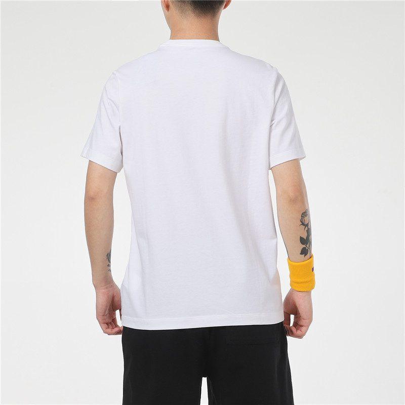 Nike T Shirts Men's White Crew Neck Moderate Straight Fit DA0239-100