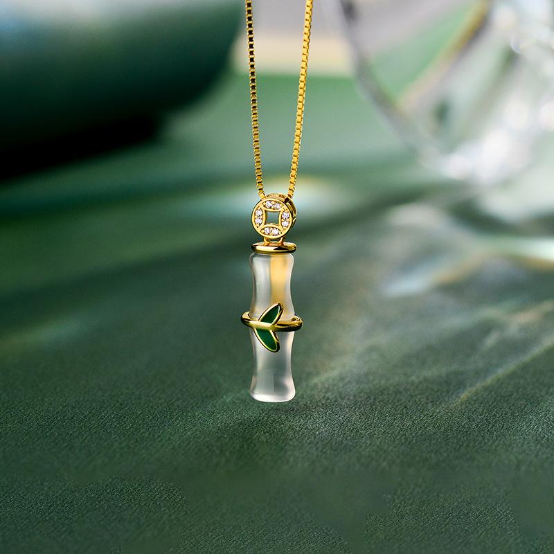 

Бамбуковое ожерелье, медные монеты, этнический стиль, цепочка на ключицу, ощущение легкой роскоши, белый нефритовый костный мозг