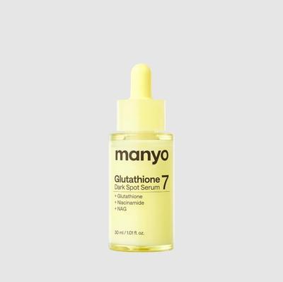 Manyo Glutathione 7 Sérum na tmavé skvrny Cílené Sérum pro korekci skvrn a rozjasnění 30 ml