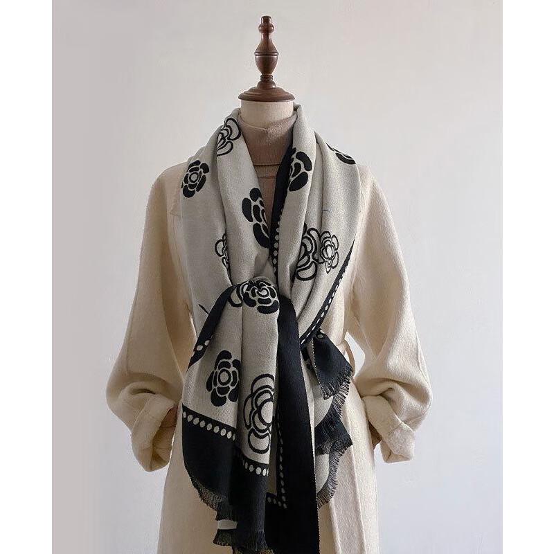 VICTORIA&VERA Double-Sided Camellia Distressed Scarf