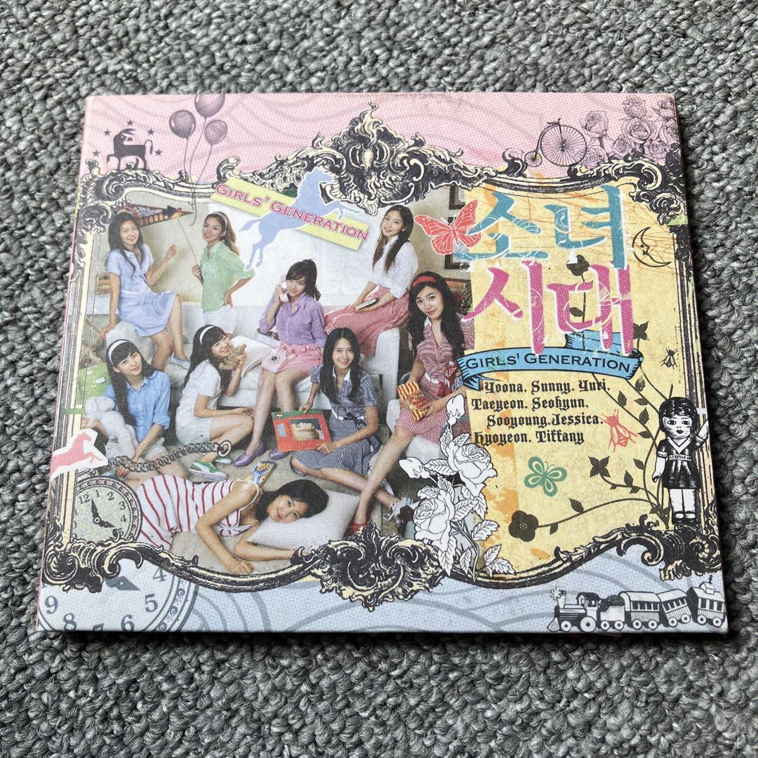 

[USED] Girls Generation single CD Korean version Into the New World
