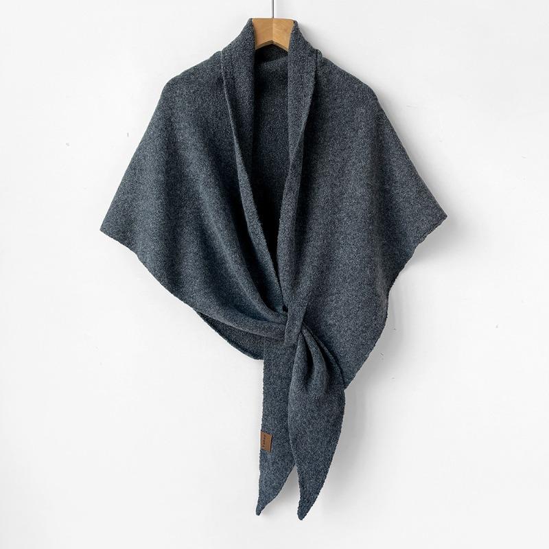 Lazy elegant celebrity shawl knitted triangular scarf women's autumn and winter neck protection warm scarf solid color shawl air-conditioned room