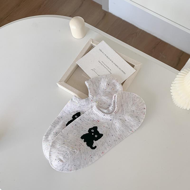 Spring and Summer Low-top Socks, Thin Invisible Boat Socks, Women's Breathable Dot Yarn Cotton Socks, Cartoon Anti-slip Short Socks