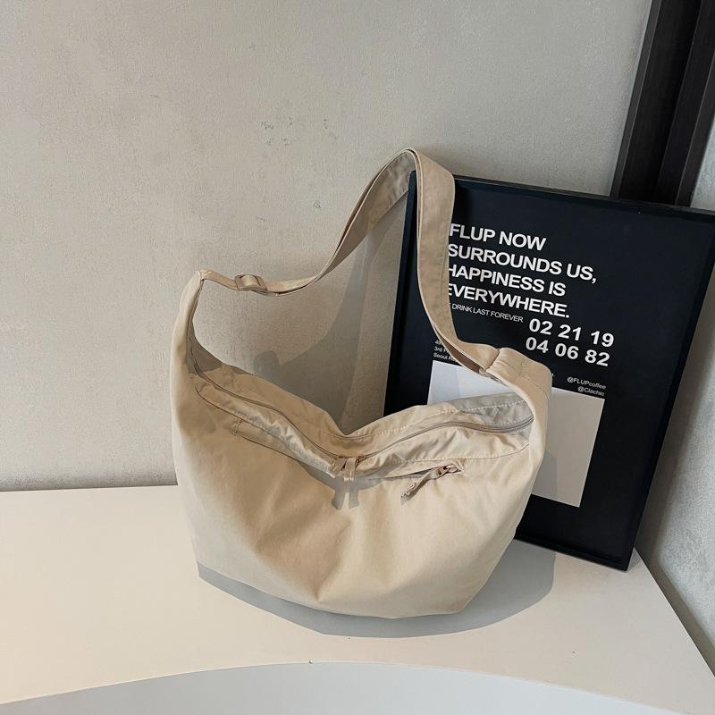 Crossbody Bag Lightweight Nylon Dumpling Bag Women's Versatile Large-capacity Class Bag Casual Simple Fashion Shoulder Bag