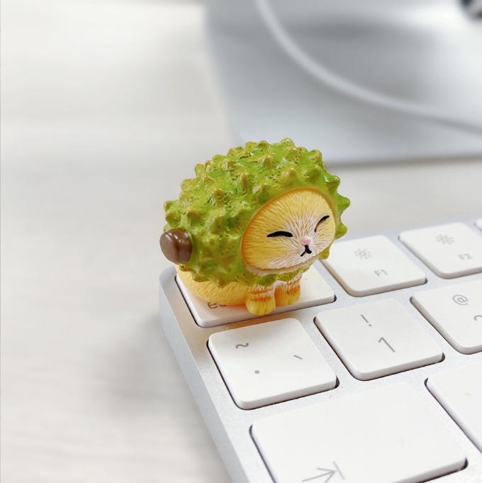 Little Prince Cute Kitten Durian Resin Ornament for Car or Home Decor