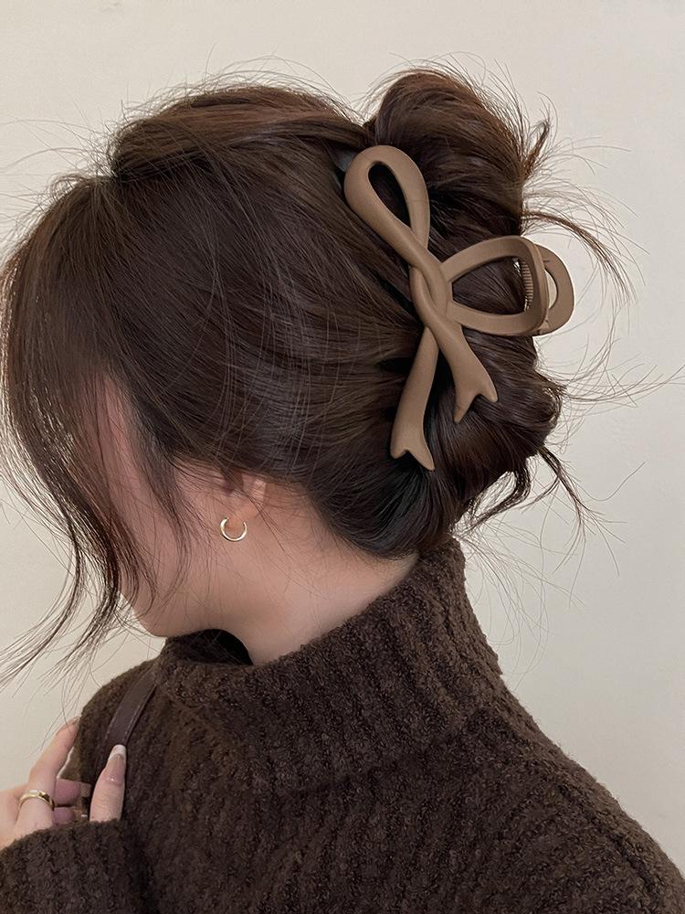 Premium Coffee-Colored Frosted Hairpin - Large All-Match Shark Clip for Elegant Hairstyles
