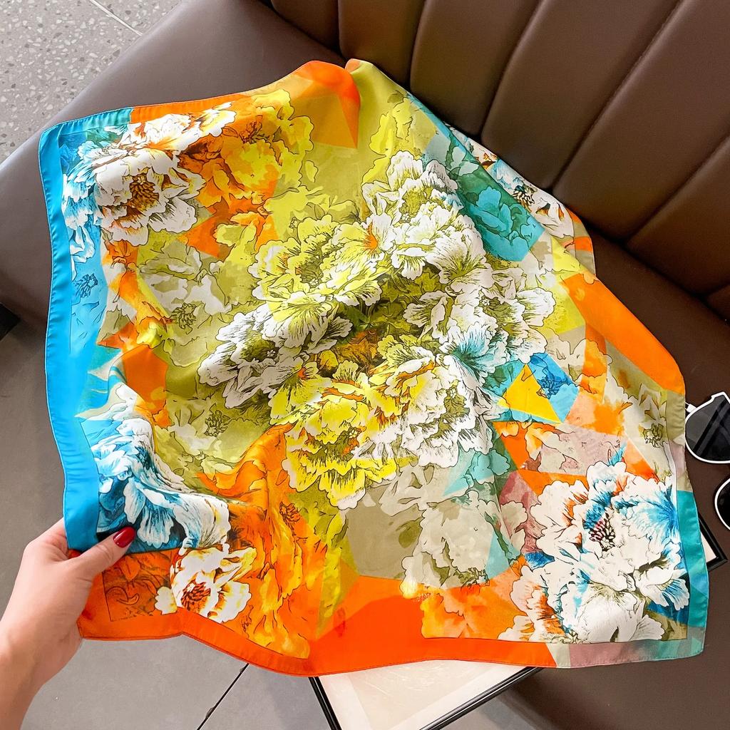 Fashion 70*70 Cm New Designer Women Scarf Houndstooth Silk Print Wrap Temperament French Luxury Ladies Handkerchief Headband