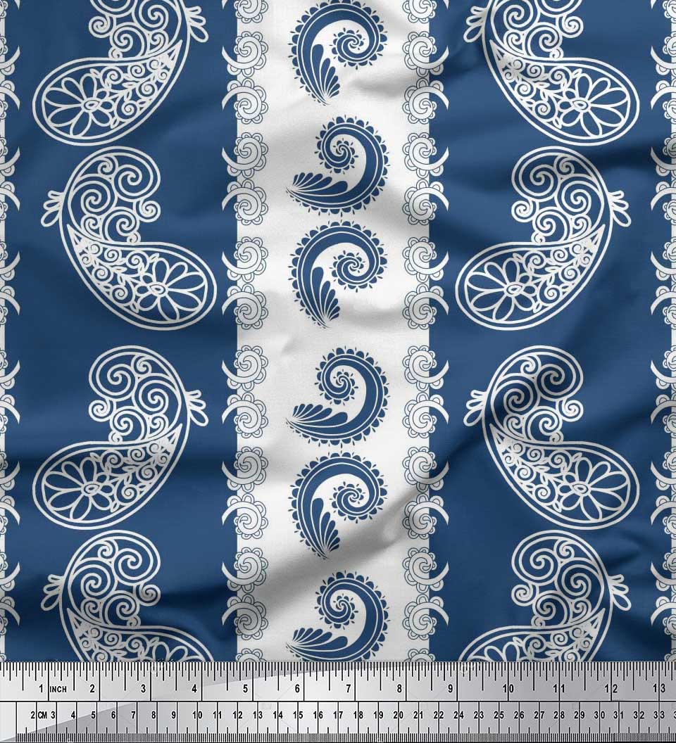 

Тканина Soimoi Red Japan Crepe Satin Тканина в смужку та пейслі на метр 42 дюйма 42 Inch Wide - Poly Crepe білий