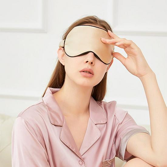 19 Mommy Double-Sided Mulberry Silk Blackout Eye Mask with Printed Logo - Ideal for Sleep, Travel, and Breaks