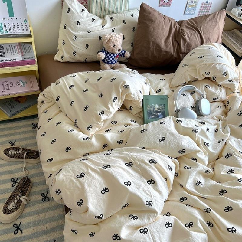 Washed Cotton Four-piece Set, Small Fresh Quilt Cover, Dormitory Bed Sheet Three-piece Set, Bedding