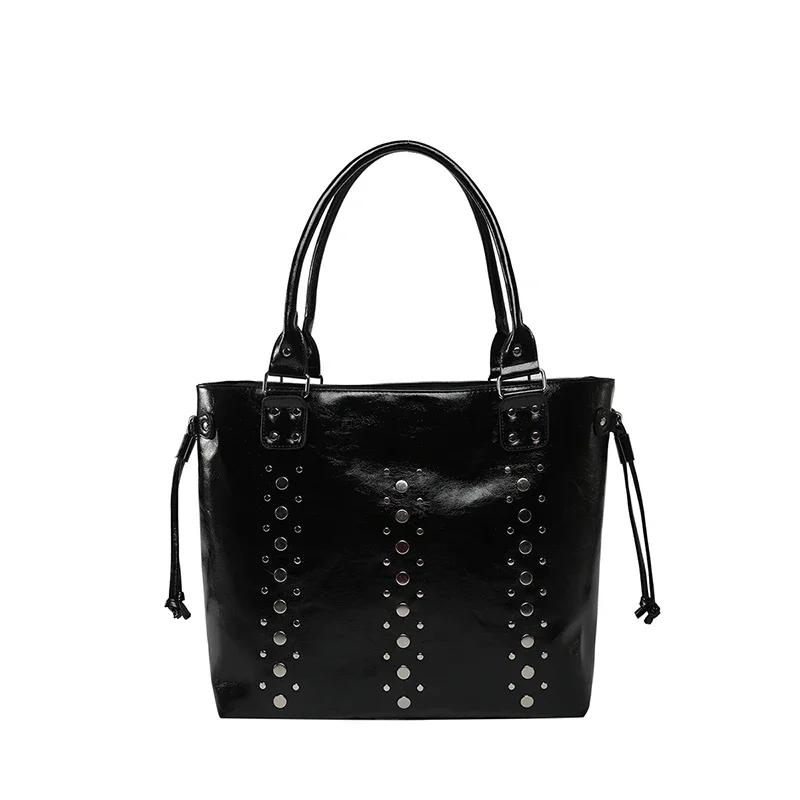 Fashion Large Capacity Rivets Solid PU Design Tote Bags for Women 2026 New Stylish Versatile Popular Commute Style Shoulder Bags