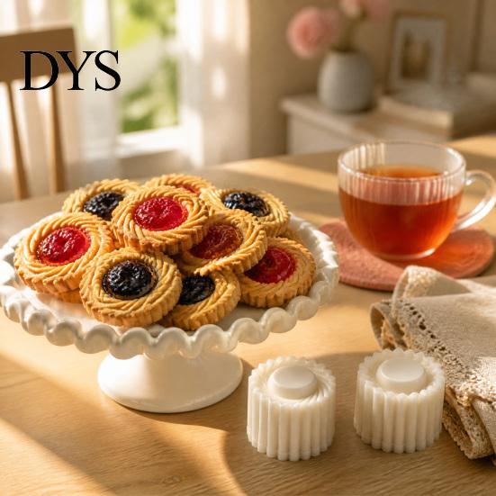 Pressa per Impasto Facile da Pulire 9 Pezzi Stampo Rotondo a Doppia Estremità per Pasticceria, Pressa a Mano per Torta Lunare a Spirale e Accessori per la Cottura per Biscotti Design a Petalo, Smontabile