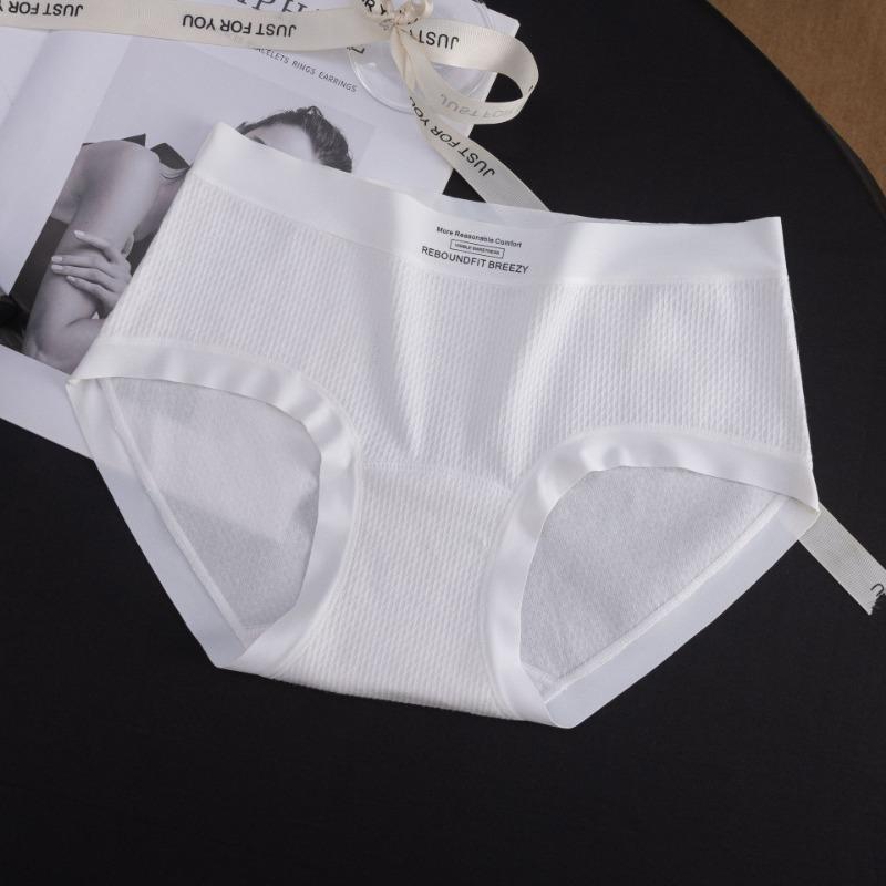 Women's Spring and Autumn Simple Letter Mid Waist Breathable Skin Friendly Panties