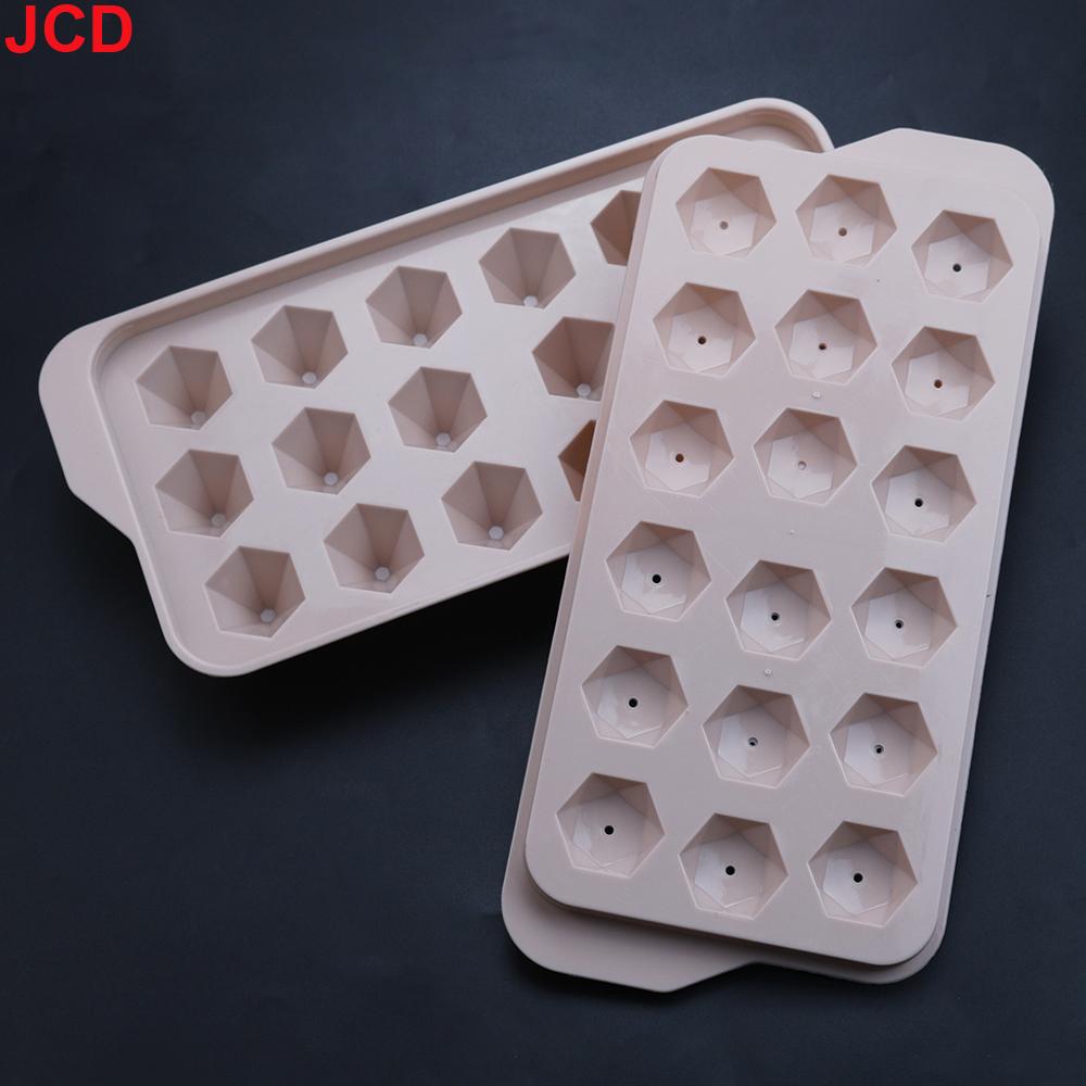 

18/33 Grids Plastic Ice Cube Tray with Lid Kitchen Gadgets DIY Round Ball Diamond Shaped Ice Mold Home Bar Accessories Ice Maker