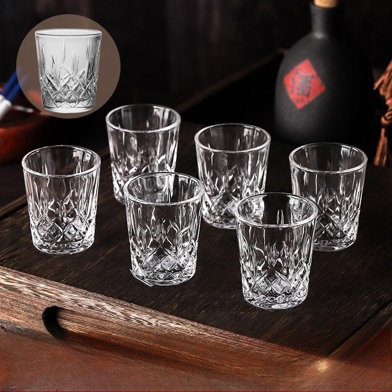 6 Stück geprägtes Glas dickwandiges transparentes Whiskey-Glas Haus-Whiskey-Glas Baijiu-Glas Feiertags-Geschenkset Cocktail-Weinglas
