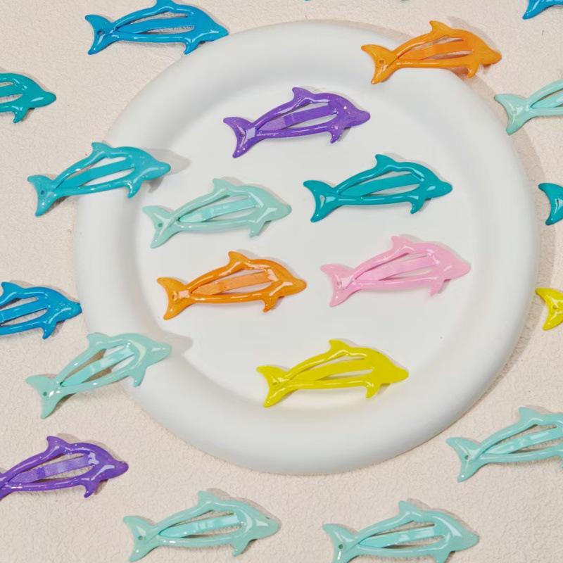 Y2K Star Hair Clips: Cute Five-Pointed Star Accessories for Kids' Side Bangs.