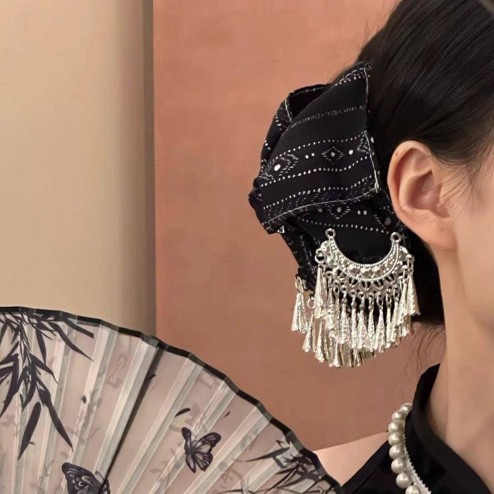 Striped Pattern Ethnic Style Hair Claw Tassel Hair Accessory Triangle Shark Clip  Commuting