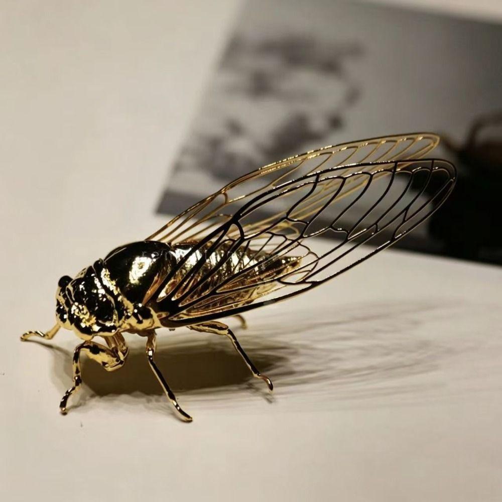 Exquisite Cicada Figurine Hollowed-out Desktop Small Ornament Home Office Decor