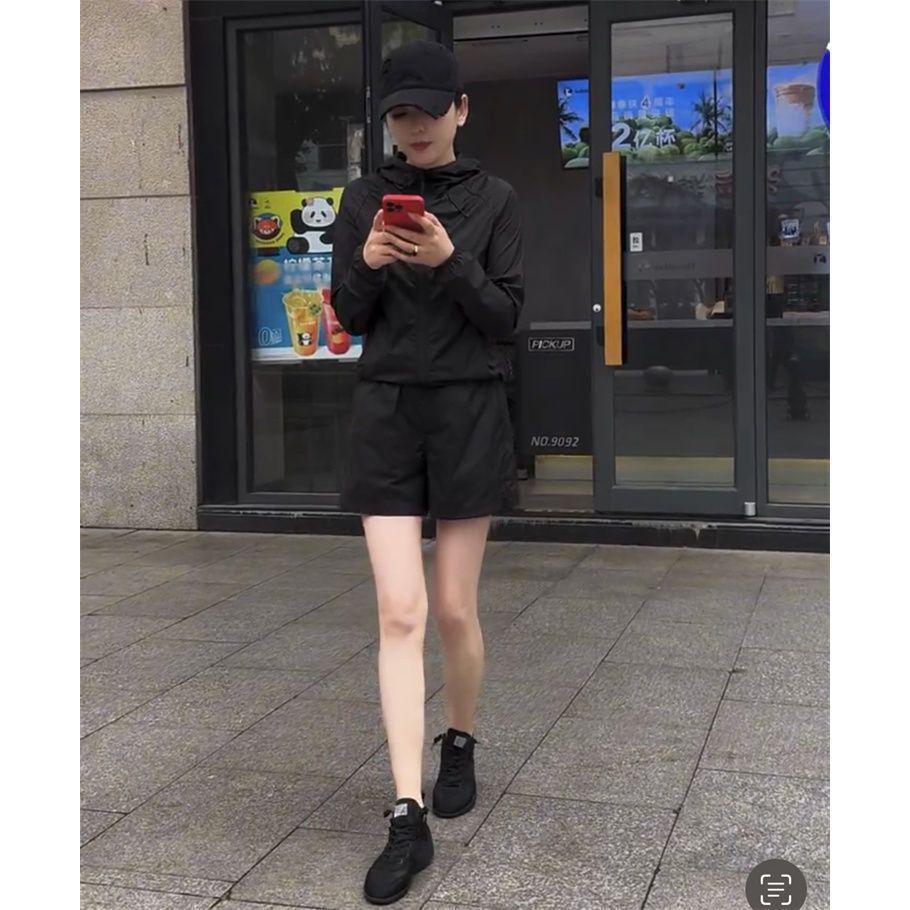 

2025 Summer Women s Fashion Set: Elegant Casual Hooded Sun Protection Slim Jacket + High-Waisted Shorts Pian remote areas