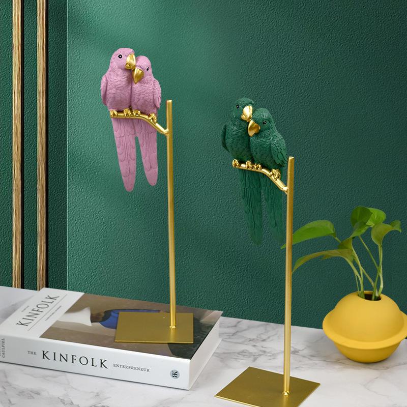 European Style Creative Parrot Resin with Copper TV Cabinet Decor Living Room Home Ornament