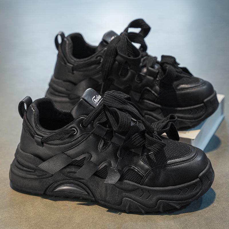 

Мужские модные сетчатые кроссовки: Дышащие белые кроссовки в корейском стиле на толстой подошве 39 чёрный