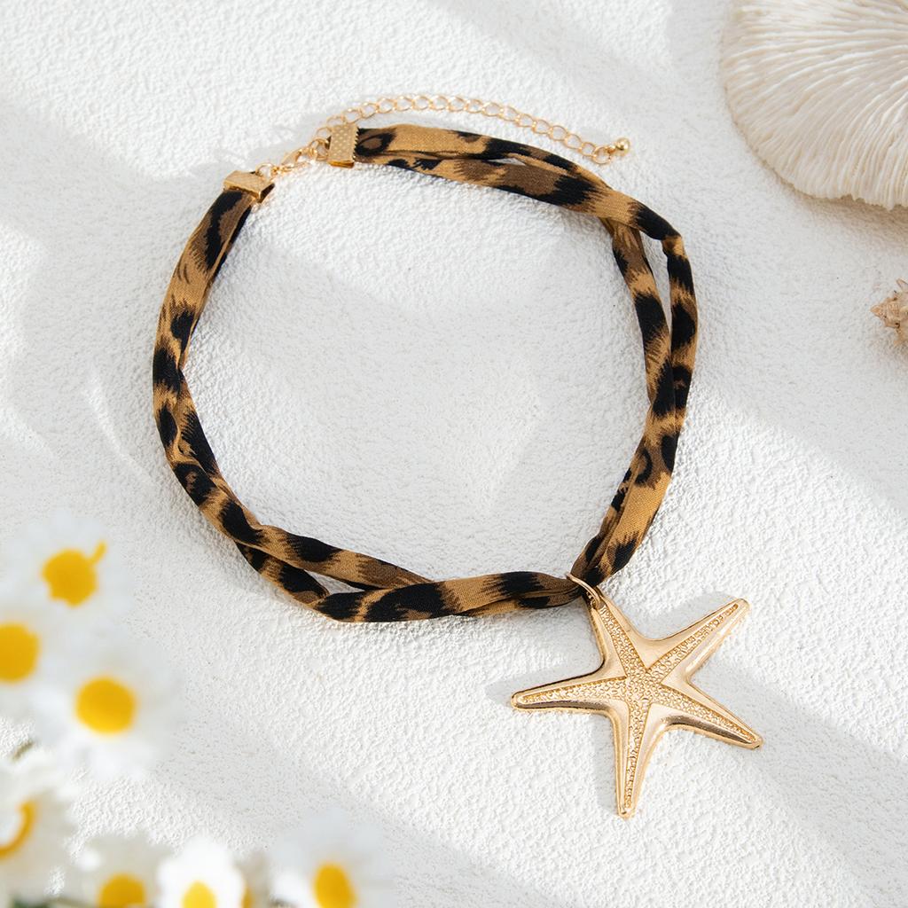 Ethnic Multilayer Velvet Chain Necklace Women  Fashion Metal Conch Starfish Heart Pendant Neck Jewelry