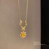 Flower Pendant Necklace With Gold Plating And Zirconia For Elegant Womens Fashion