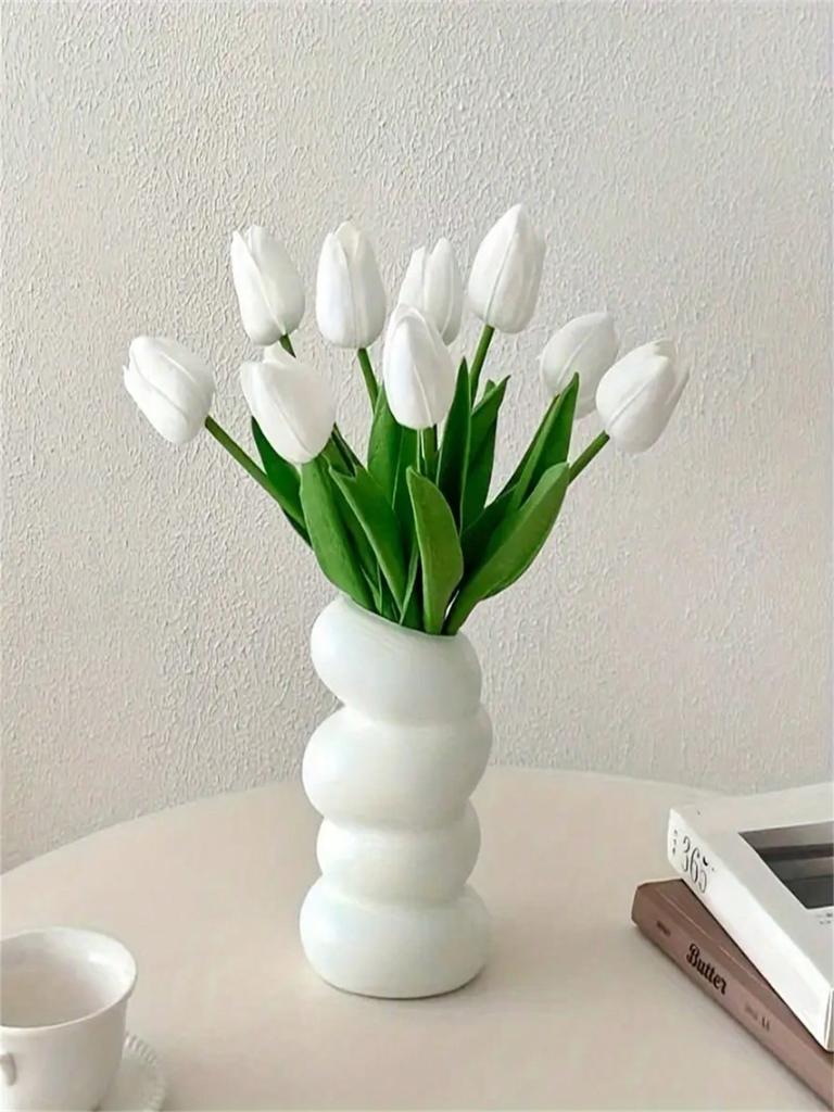 Ein Set aus 6 künstlichen Tulpen, geeignet für die Heimdekoration, Schreibtischblumen-Dekoration zum Jahrestag, Realistische falsche Tulpenblumen (Vase nicht enthalten)