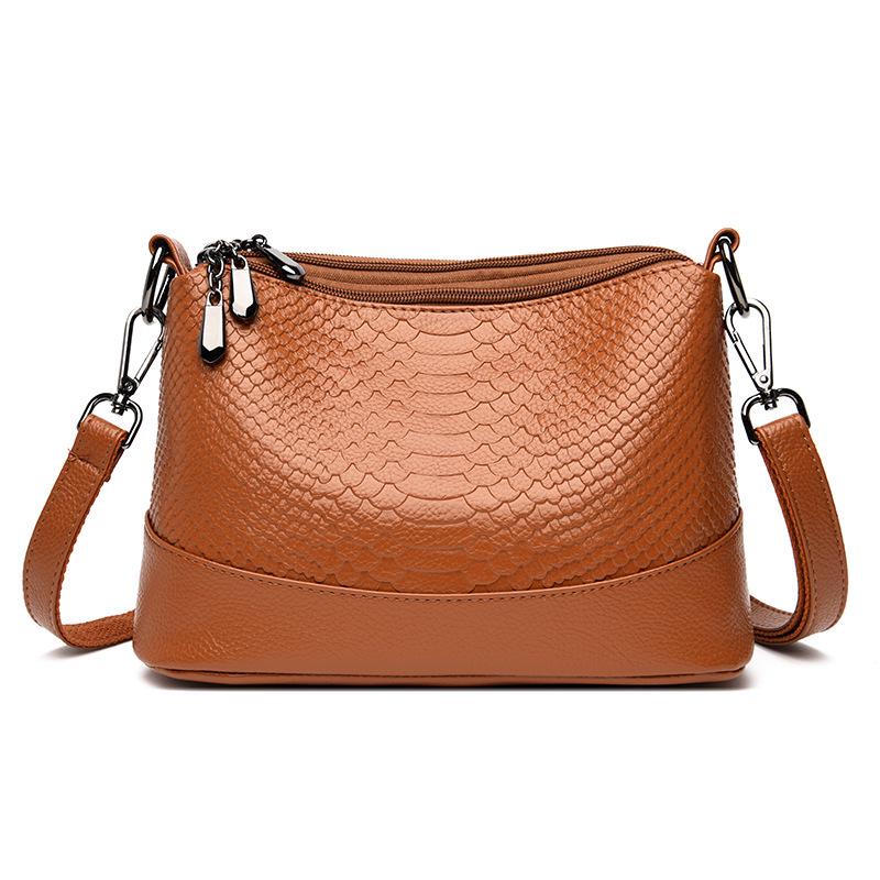 

2025 Trendy Multi-Layer Crocodile Pattern Soft Leather Crossbody Bag for Middle-Aged and Elderly Women верблюд