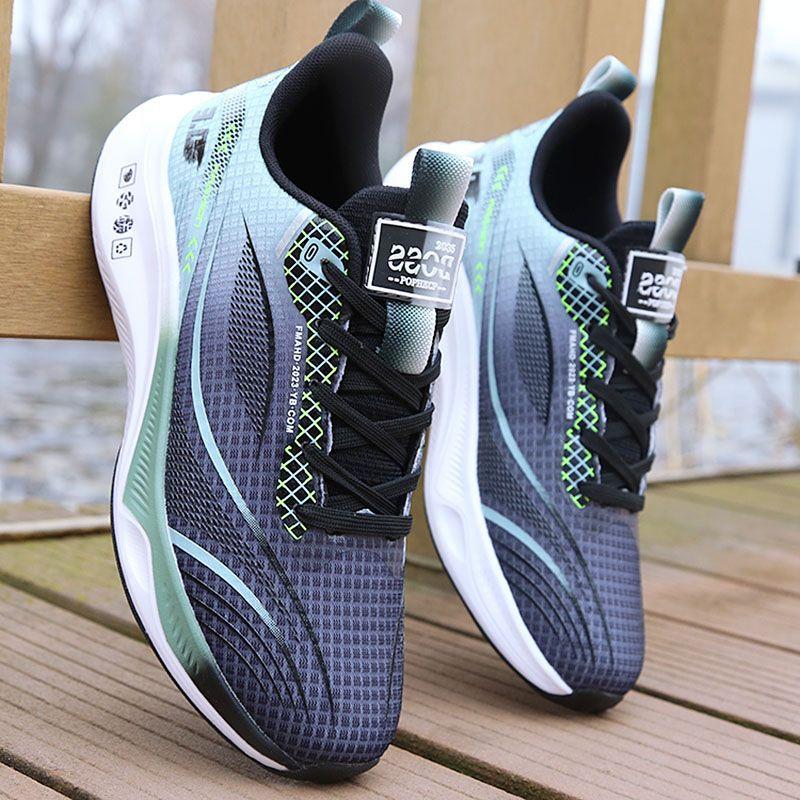 2026 spring new men's shoes ultra-light running shoes deodorant mesh shoes male students breathable men's sports and leisure shoes